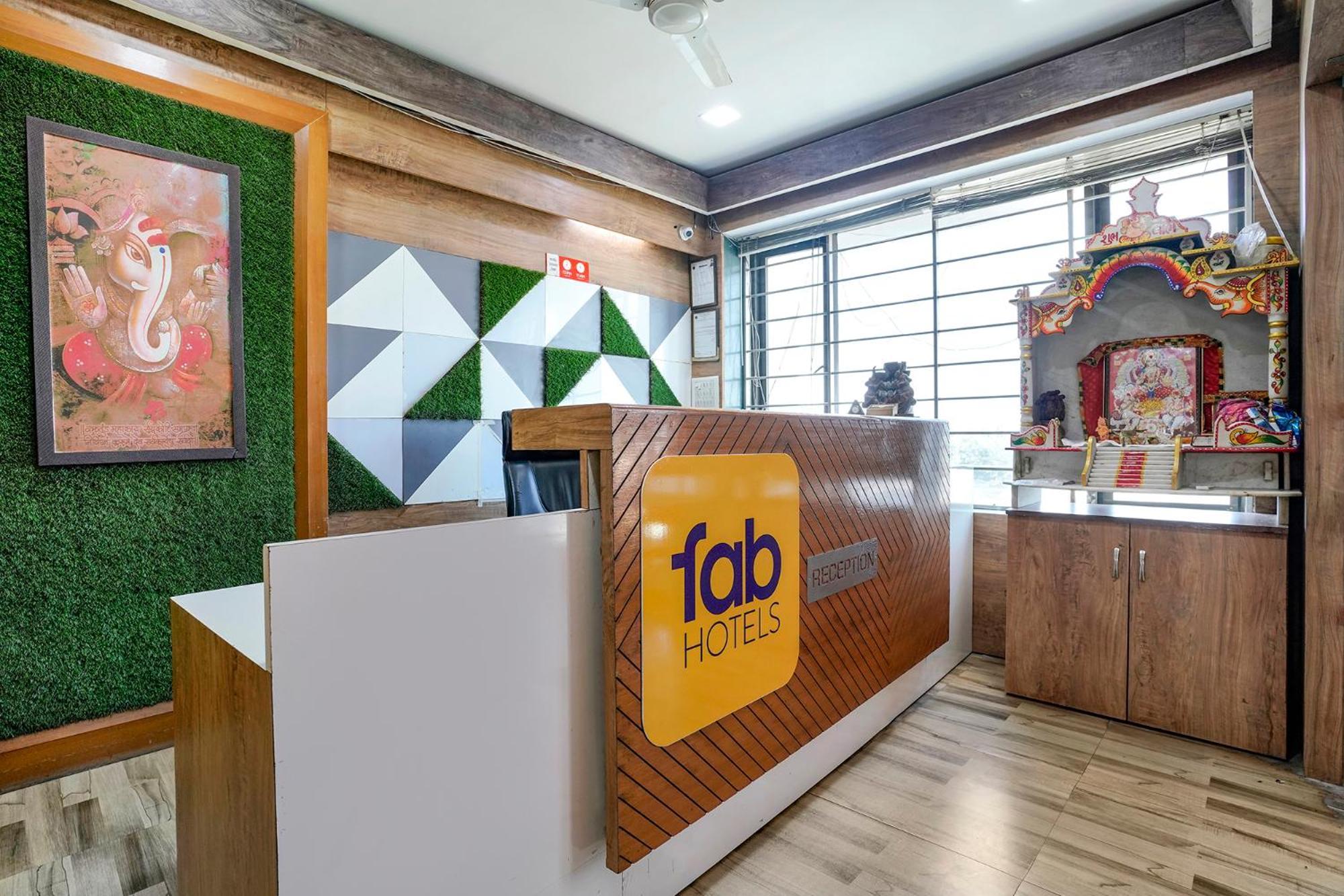 Fabhotel Galaxy I Ahmadábád Exteriér fotografie