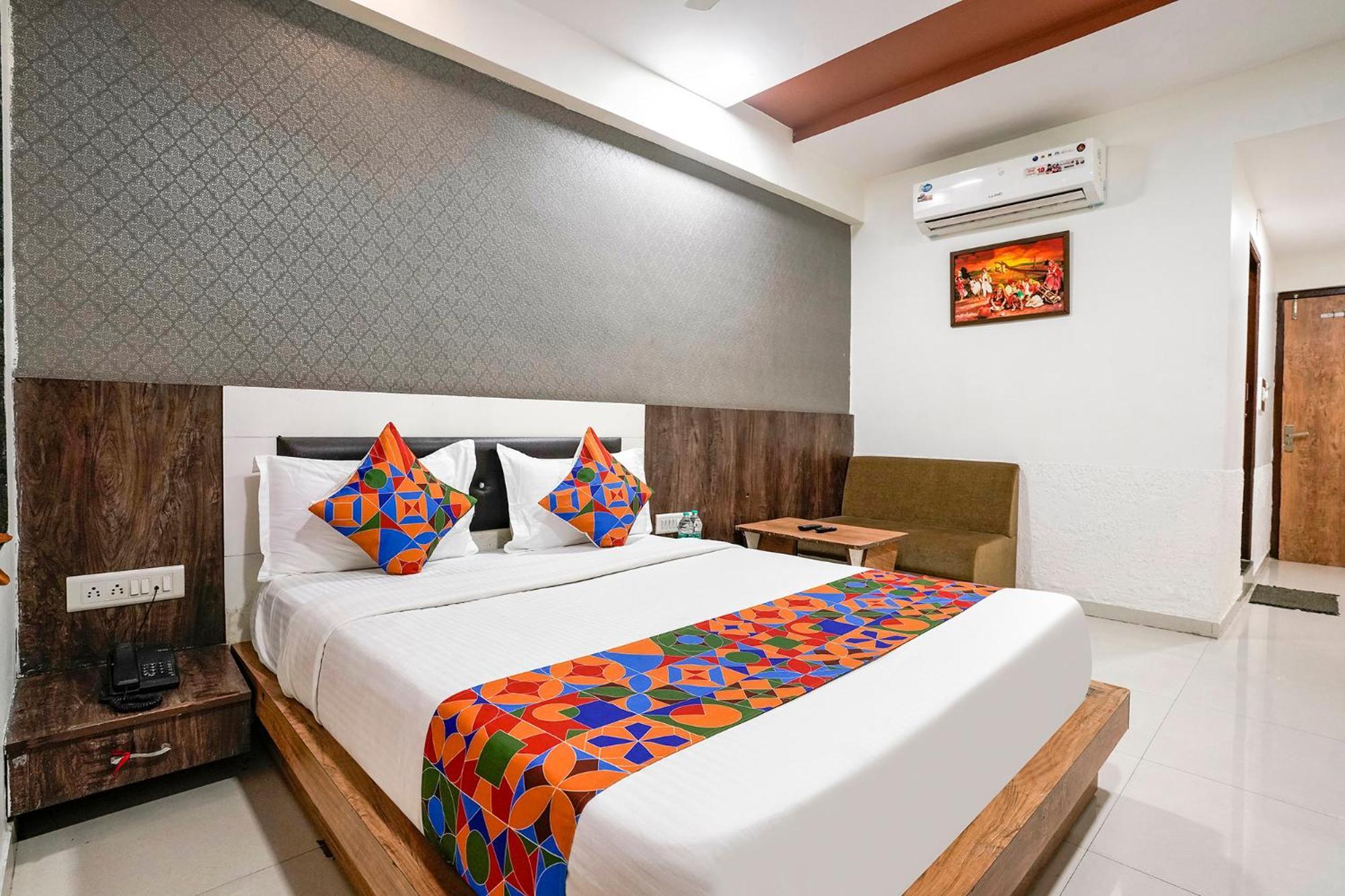 Fabhotel Galaxy I Ahmadábád Exteriér fotografie